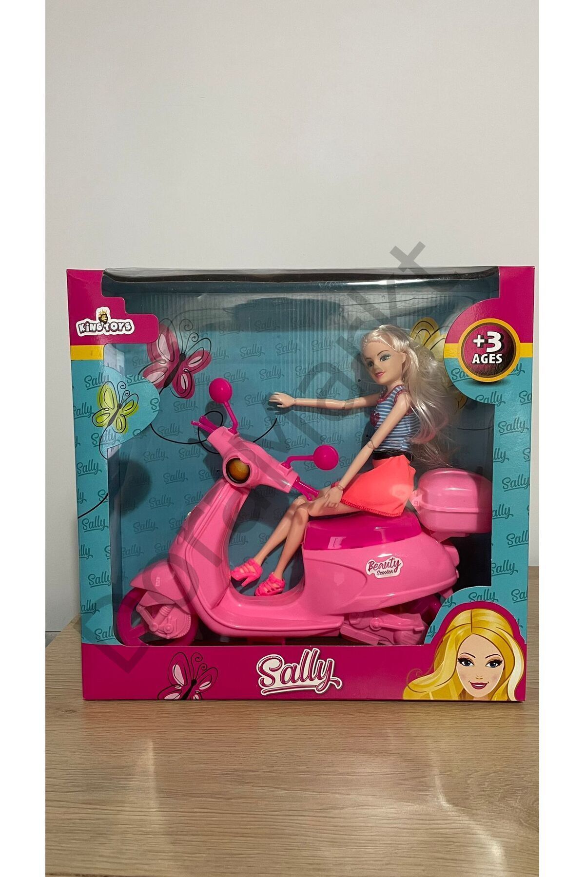 Pembe Renkli Scooter ve Bebek